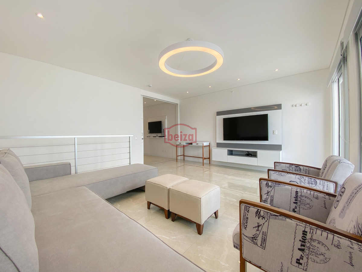 Apartamento ID.165450/Apartamento-de-4-dormitorios - Pent House en Mansa, 3 dormitorios y parrillero