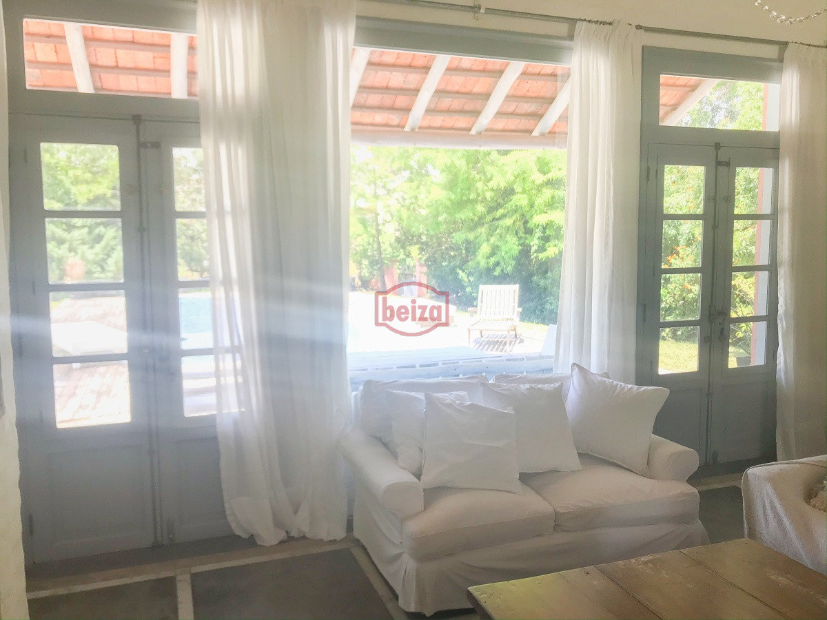 Casa ID.164852/Exclusiva-CASA--CHACRA-de-1.8-hectáreas.- - Casa en La Barra