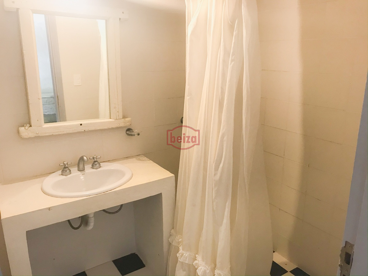 Casa ID.164852/Exclusiva-CASA--CHACRA-de-1.8-hectáreas.- - Casa en La Barra