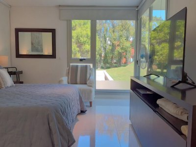 Apartamento dúplex en Rincón del Indio, 2 dormitorios más dependencia - LAT3385A