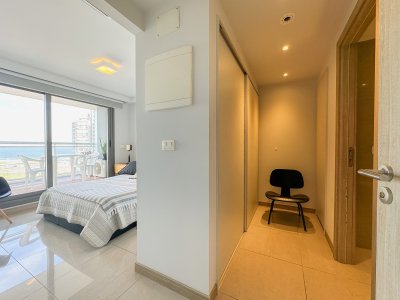 Apartamento en Brava, piso alto de 1 dormitorio - LAT5752A