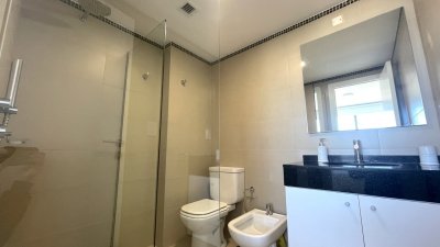 Apartamento en venta a 150 mts del Mar, en playa Brava ! - LAT5179A