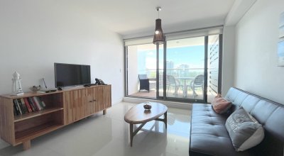 Apartamento en venta a 150 mts del Mar, en playa Brava ! - LAT5179A
