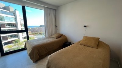 Apartamento 4 suites. Manantiales - LAT5318A