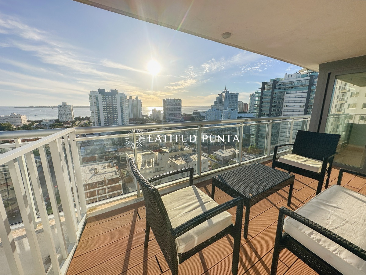 Apartamento en Brava, vista Mansa, de 2 dormitorios - LAT1859A