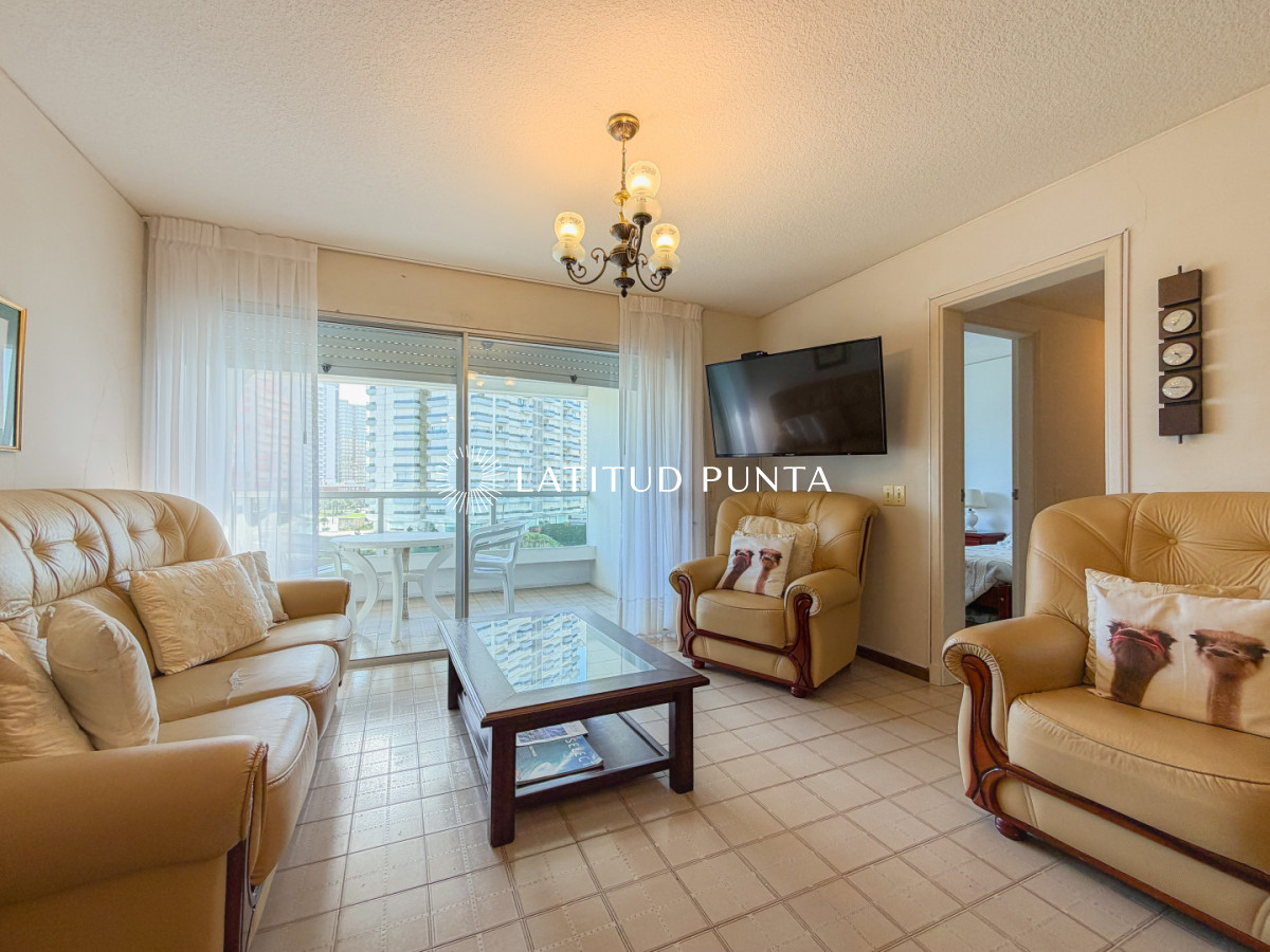 Apartamento en Brava, 2 dormitorios - LAT6892A