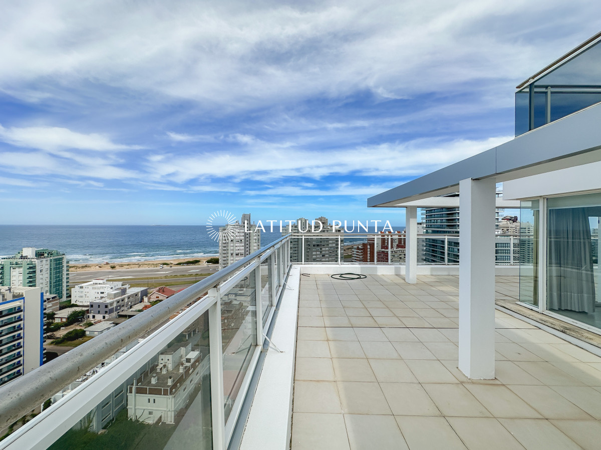 Pent House dúplex en Brava, 3 suites - LAT5997A