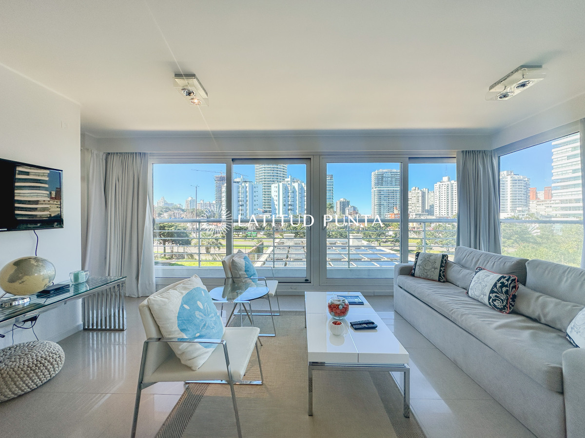 Apartamento en Mansa, 1 suite más toilette - LAT6440A