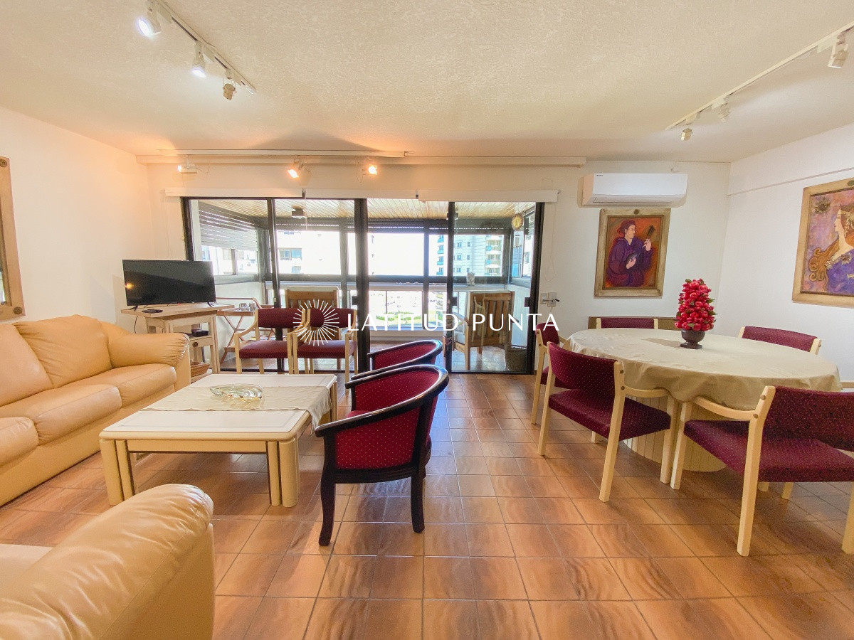 Brava - GoPunta - Portal Inmobiliario de Punta del Este - Maldonado