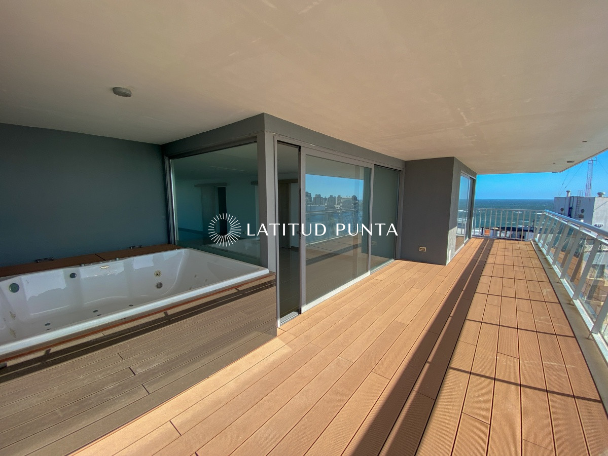 Brava - GoPunta - Portal Inmobiliario de Punta del Este - Maldonado
