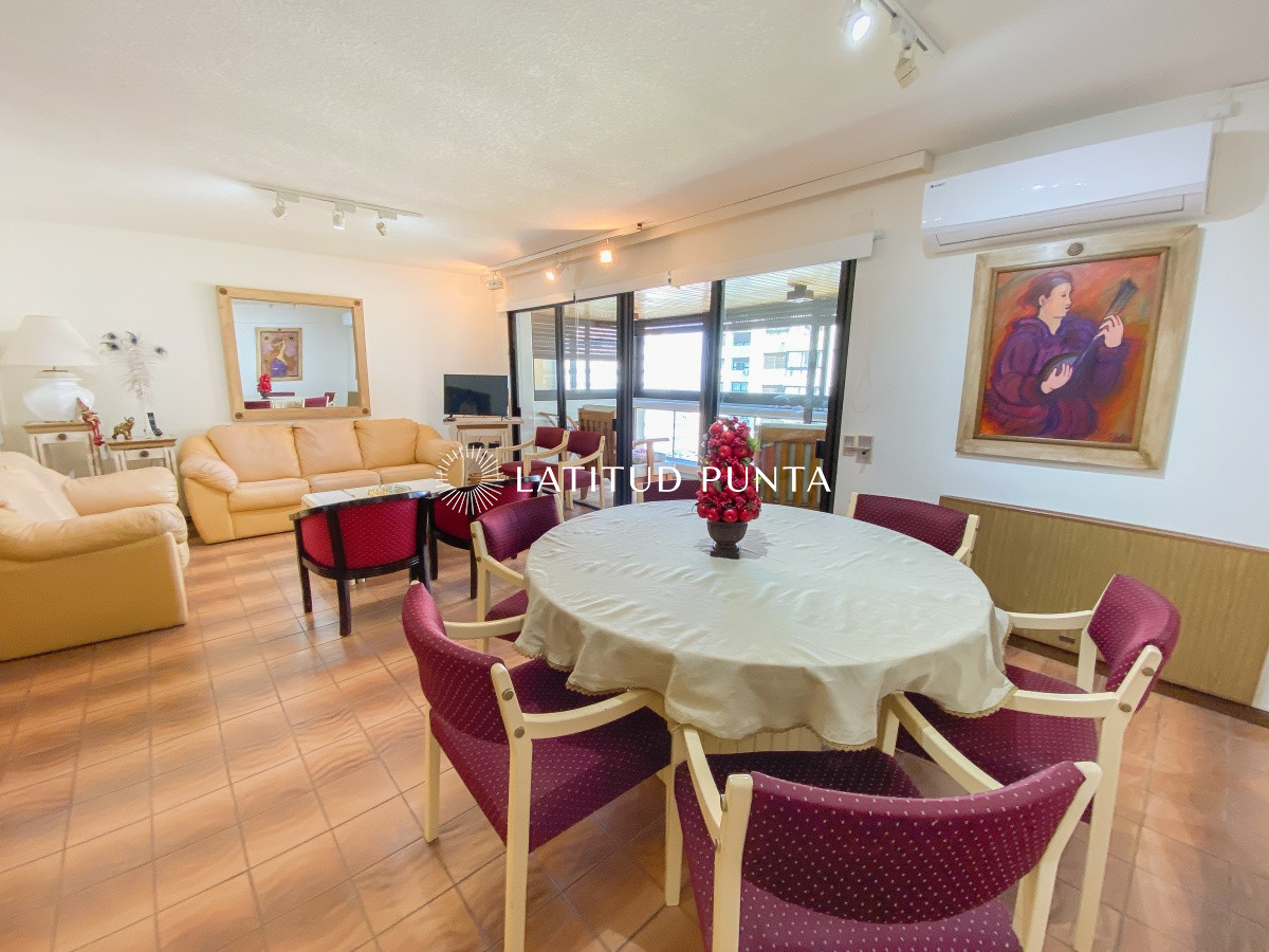 Brava - GoPunta - Portal Inmobiliario de Punta del Este - Maldonado