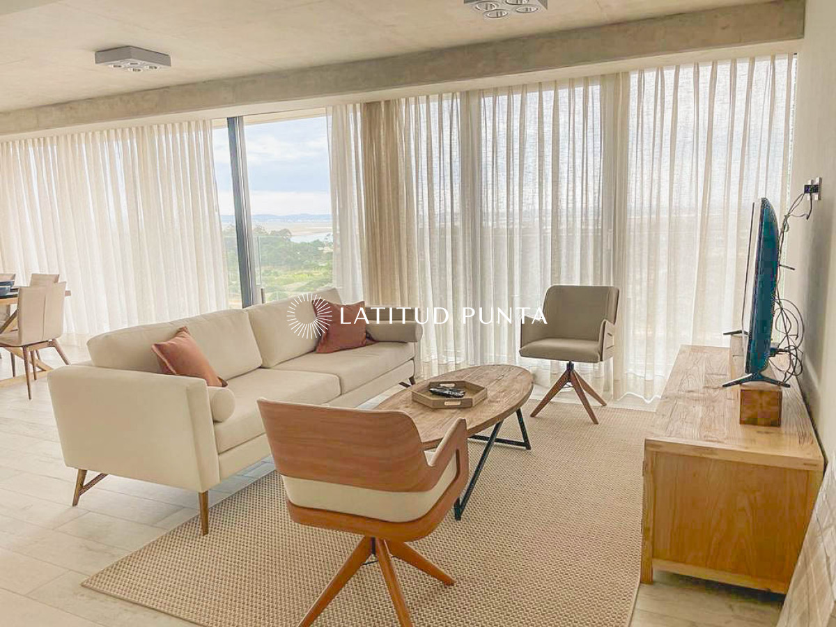Venta apartamento 1 dormitorio + Den en Rincón del Indio - LAT3895A