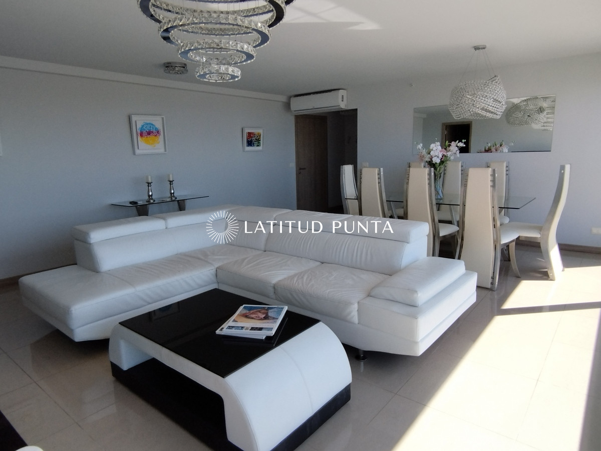 Brava - GoPunta - Portal Inmobiliario de Punta del Este - Maldonado