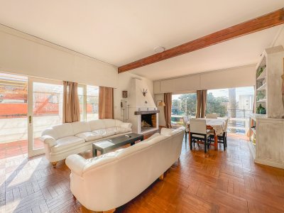 Apartamento en Península, 5 dormitorios, azotea con vista al Puerto