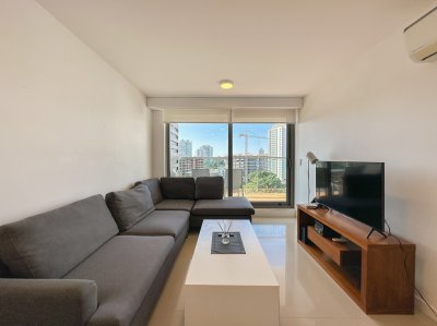 Apartamento en Aidy Grill, 1 dormitorio más plus