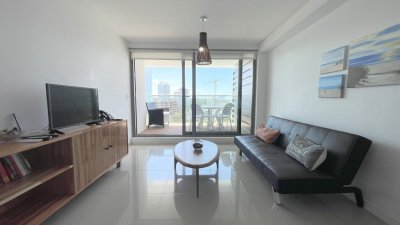 Apartamento en venta a 150 mts del Mar, en playa Brava !