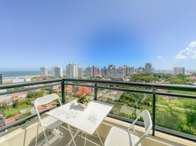 Piso alto en Aidy Grill, 1 dormitorio, alquiler invernal