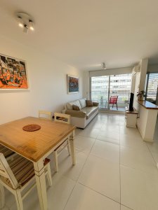 Roosevelt, apartamento de 1 dormitorio en alquiler anual
