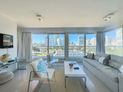 Apartamento en Mansa, 1 suite más toilette