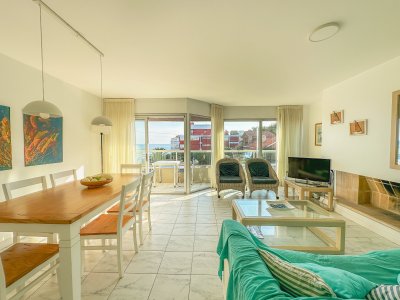 Apartamento en Península con vista al mar, 3 dormitorios y estufa a leña