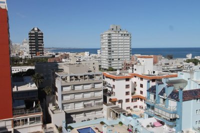 Apartamento en Península, 2 dormitorios con vista.