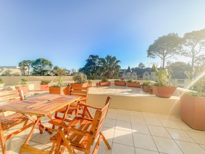 Apartamento en Roosevelt, 2 dormitorios con servicios