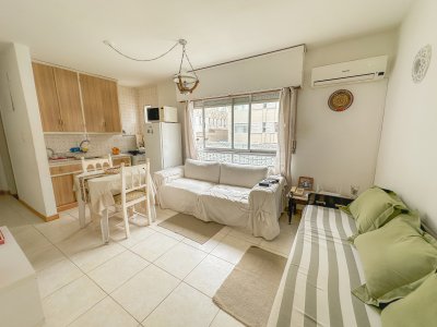 Peninsula, apartamento 1 dormitorio a pasos del Emir
