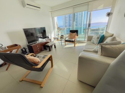 Apartamento en Mansa, 2 dormitorios y parrillero