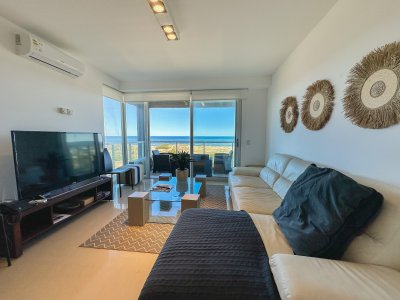 Pent House en Rincón del Indio, 3 suites y parrillero