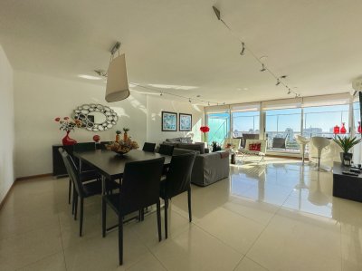 Pent House en Roosevelt, 3 suites y parrillero