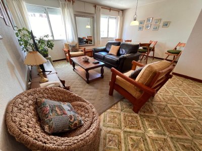 Apartamento en Península, 1 dormitorio y medio