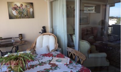 Roosevelt, apartamento de 3 dormitorios más dependencia
