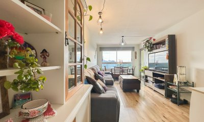 Piso alto en Roosevelt, 2 dormitorios