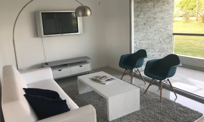 Apartamento en Mansa, 2 dormitorios con parrillero