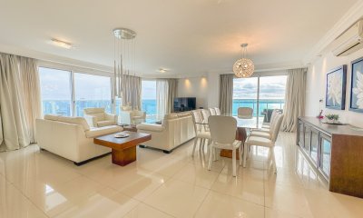 Apartamento de 3 suites más dependencia en Mansa