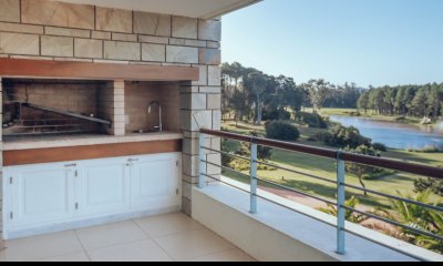 Apartamento en Mansa, 2 dormitorios y parrillero