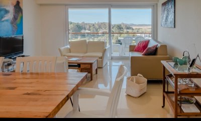 Apartamento en Mansa, 3 dormitorios y parrillero