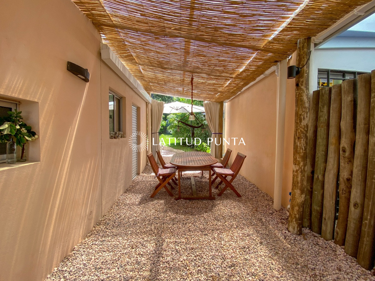 Burnett - GoPunta - Portal Inmobiliario de Punta del Este - Maldonado