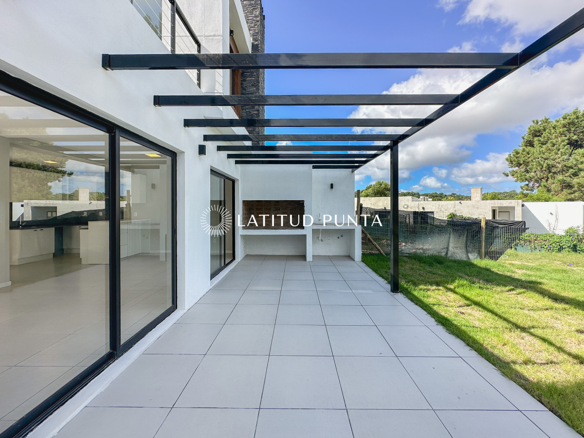 Burnett - GoPunta - Portal Inmobiliario de Punta del Este - Maldonado