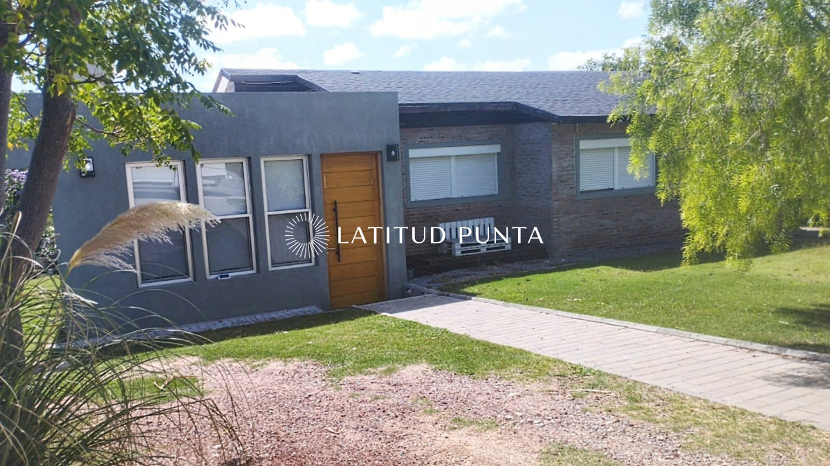 Mercedes - GoPunta - Portal Inmobiliario de Punta del Este - Maldonado