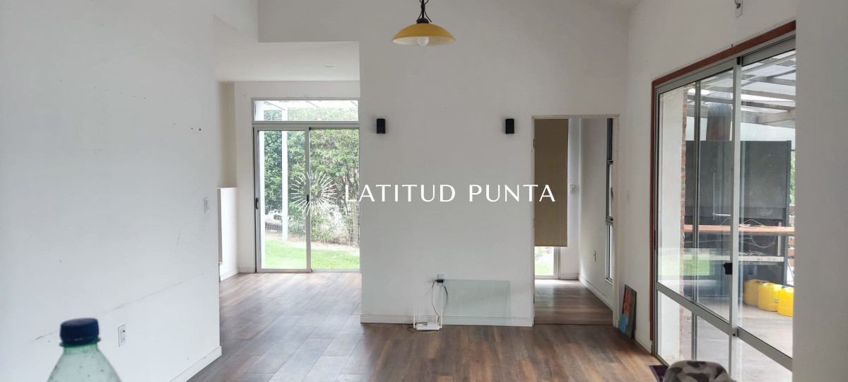 Mercedes - GoPunta - Portal Inmobiliario de Punta del Este - Maldonado