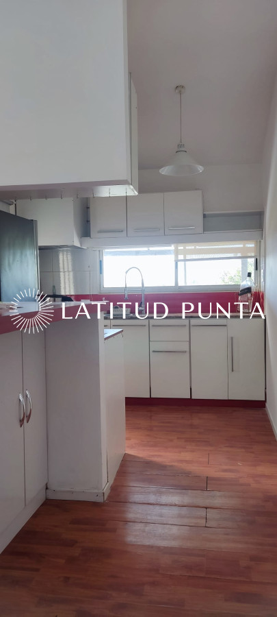 Mercedes - GoPunta - Portal Inmobiliario de Punta del Este - Maldonado