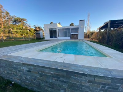 Moderna casa en Piriapolis.