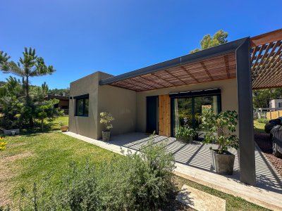 Casa en Parque Burnett, 3 dormitorios