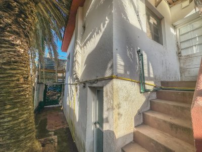 local comercial a pasitos del puerto de punta del este - lat5430l