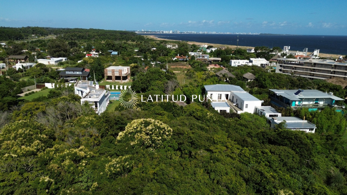 Las Grutas - GoPunta - Portal Inmobiliario de Punta del Este - Maldonado