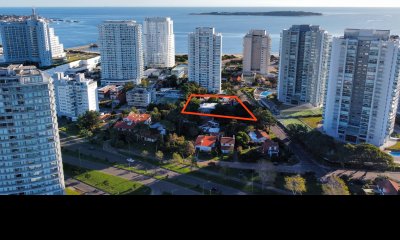 Terreno para proyecto en playa Mansa parada 5