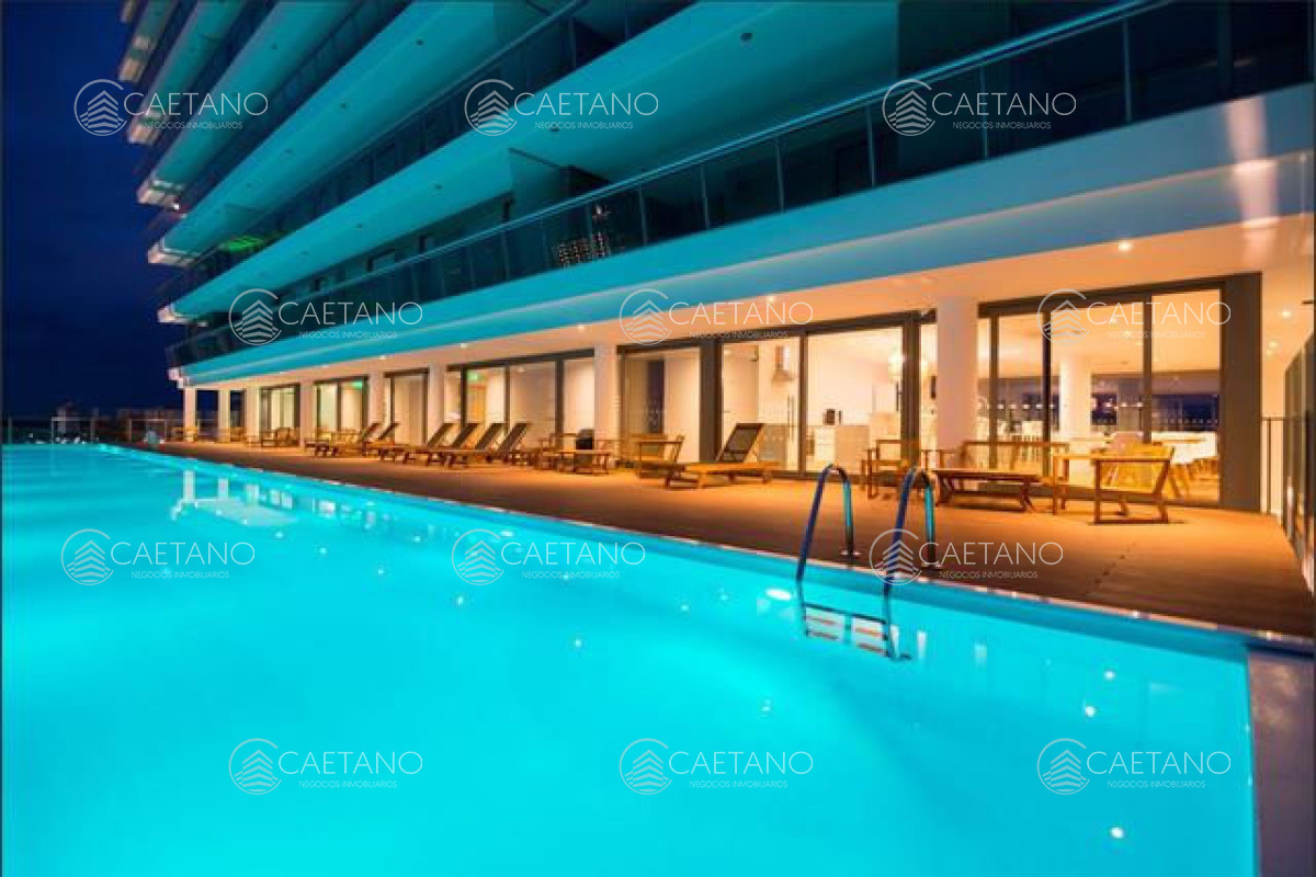 Apartamento de 3 dormitorios en venta en Punta del Este