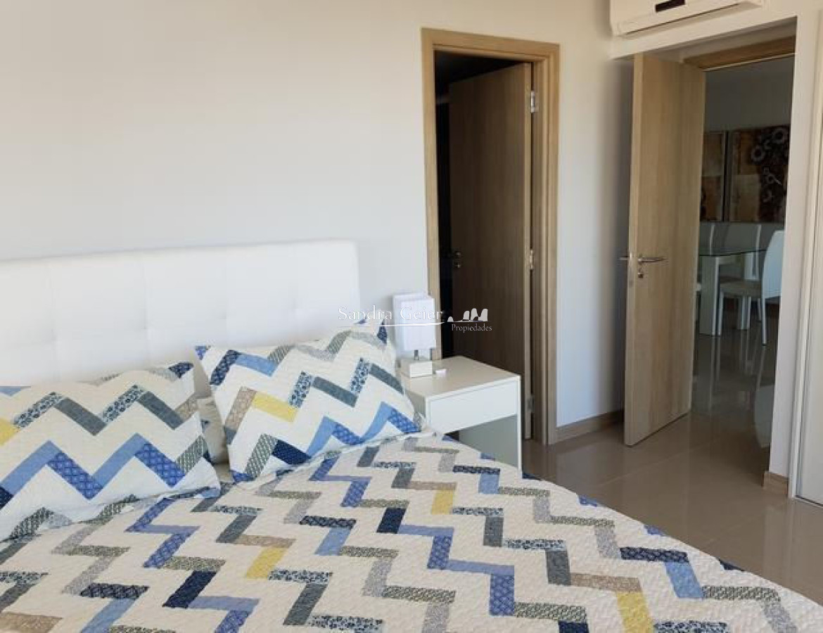 Apartamento ID.2694 - venta entre mansa y brava, torre con excelentes servicios parada 2