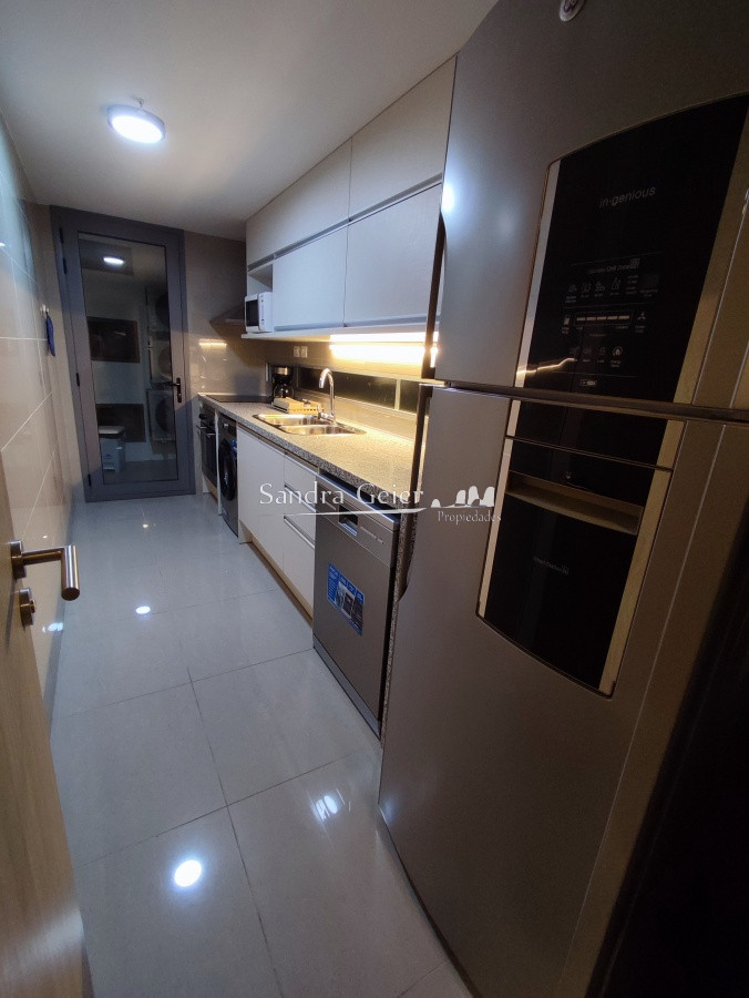 Apartamento ID.2695 - VENTA TORRE ONIX PISO ALTO BRAVA